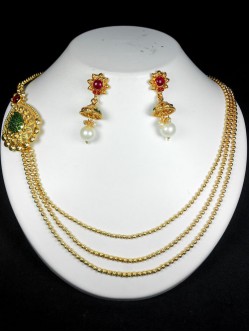 Exclusive Polki Set